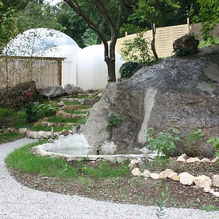 Dreams Bubble Bed & Breakfast *